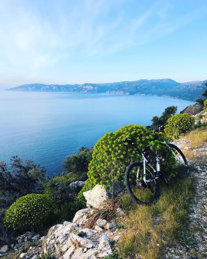 Biriola Ecoresort Cala Gonone Bagian luar foto